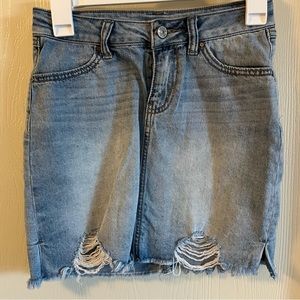 Rewash Vintage Reunion Distressed Mini Skirt Juniors 1/25